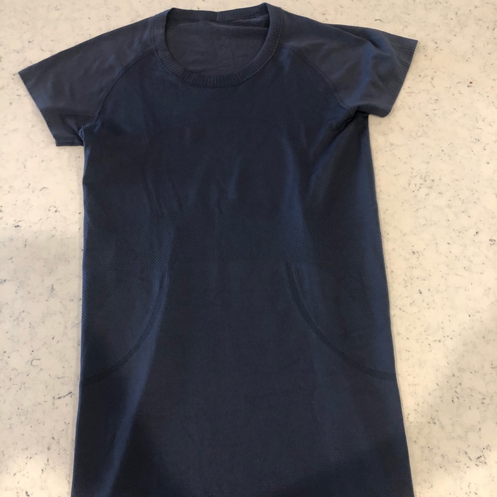 Lululemon athletica top